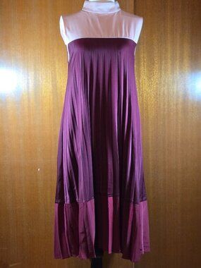 Avantlook Colorblock Pleated High Neck Midi Dress Burgundy & Pink - Size S